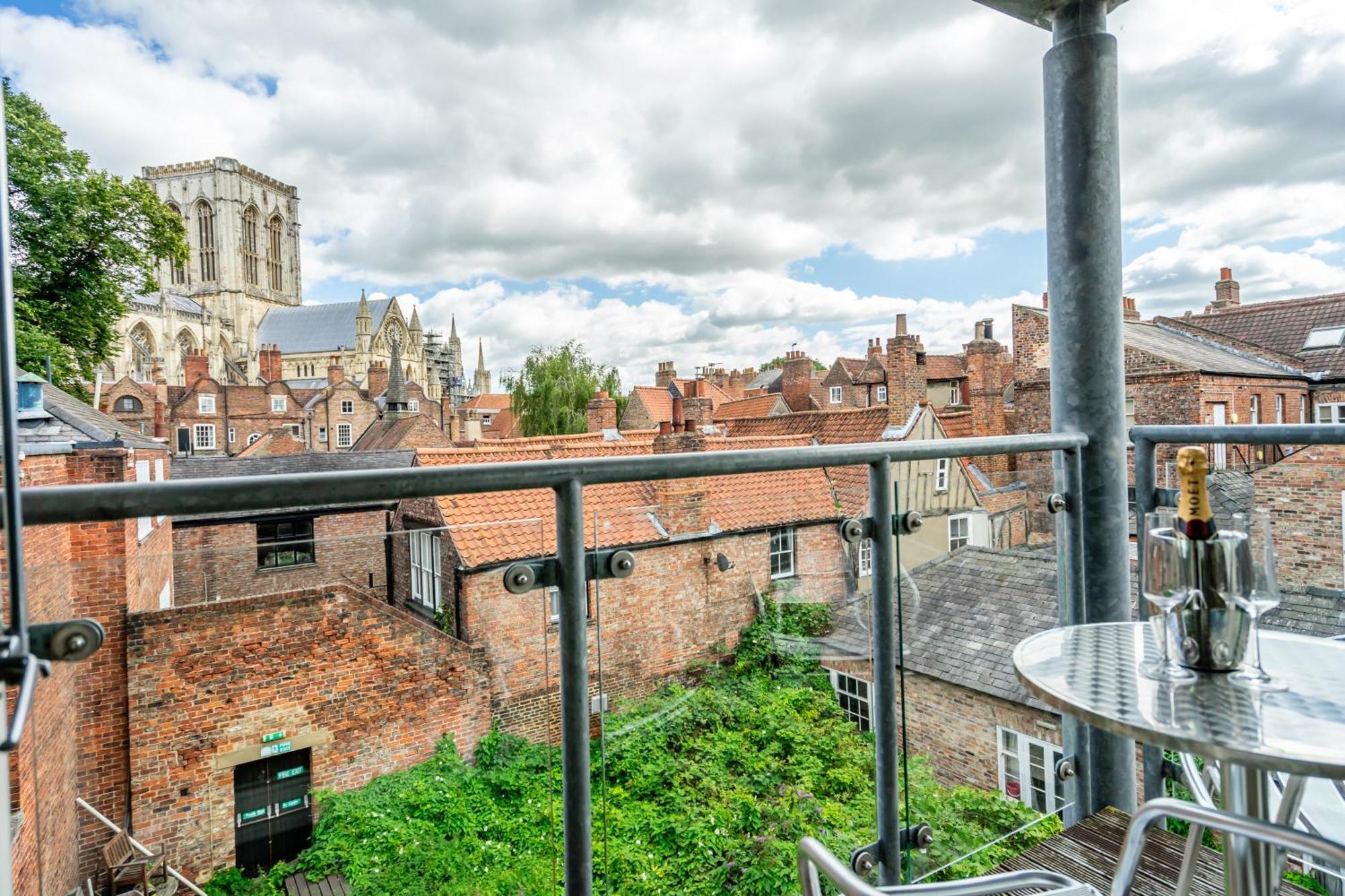 Appartamento 11 Stonegate Court *